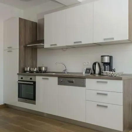 Ivana Apartment *