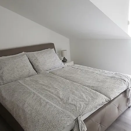 Ivana Apartment *